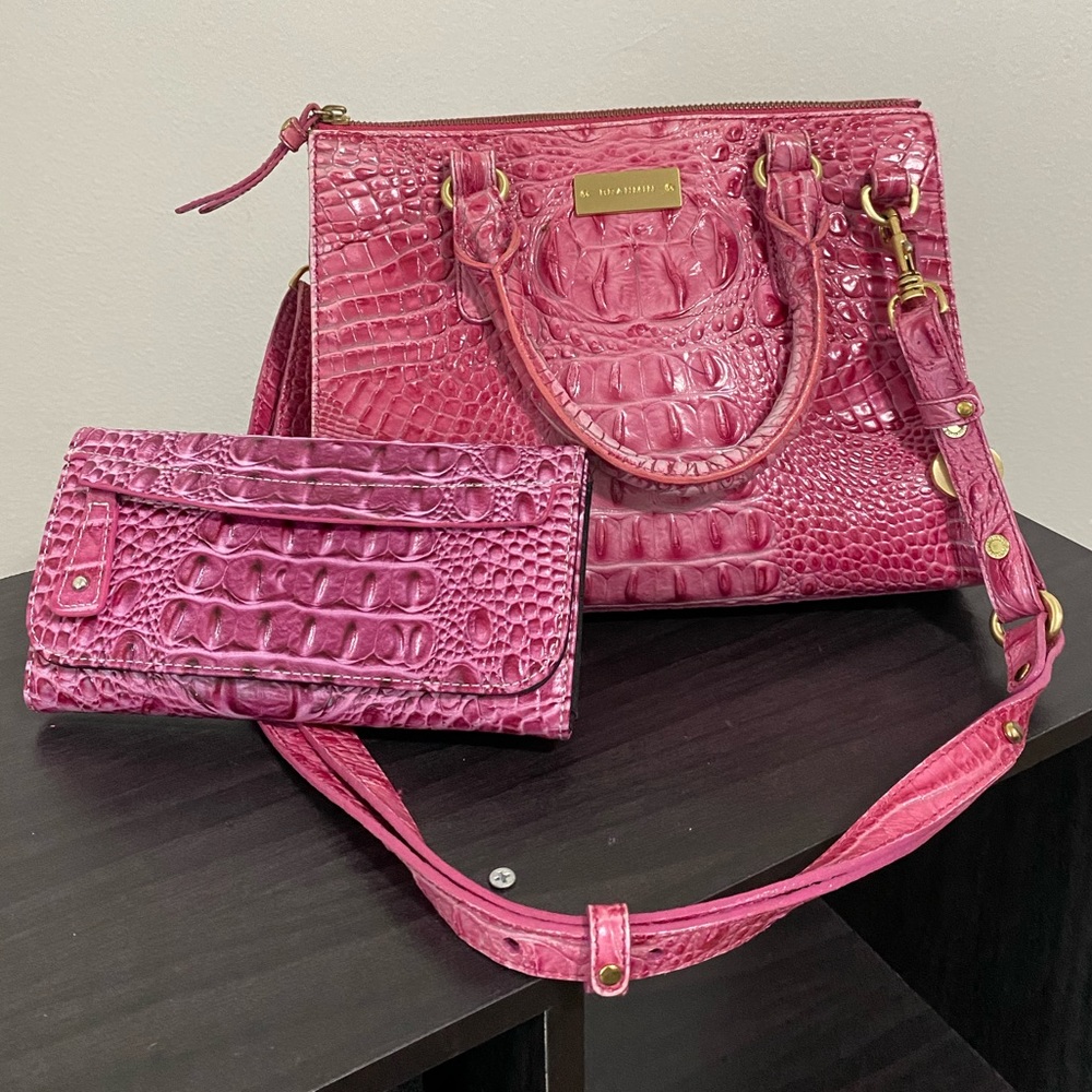 Pink BRAHMIN Purse w/ Wallet - Imitate Crocodile Skin Side Bag